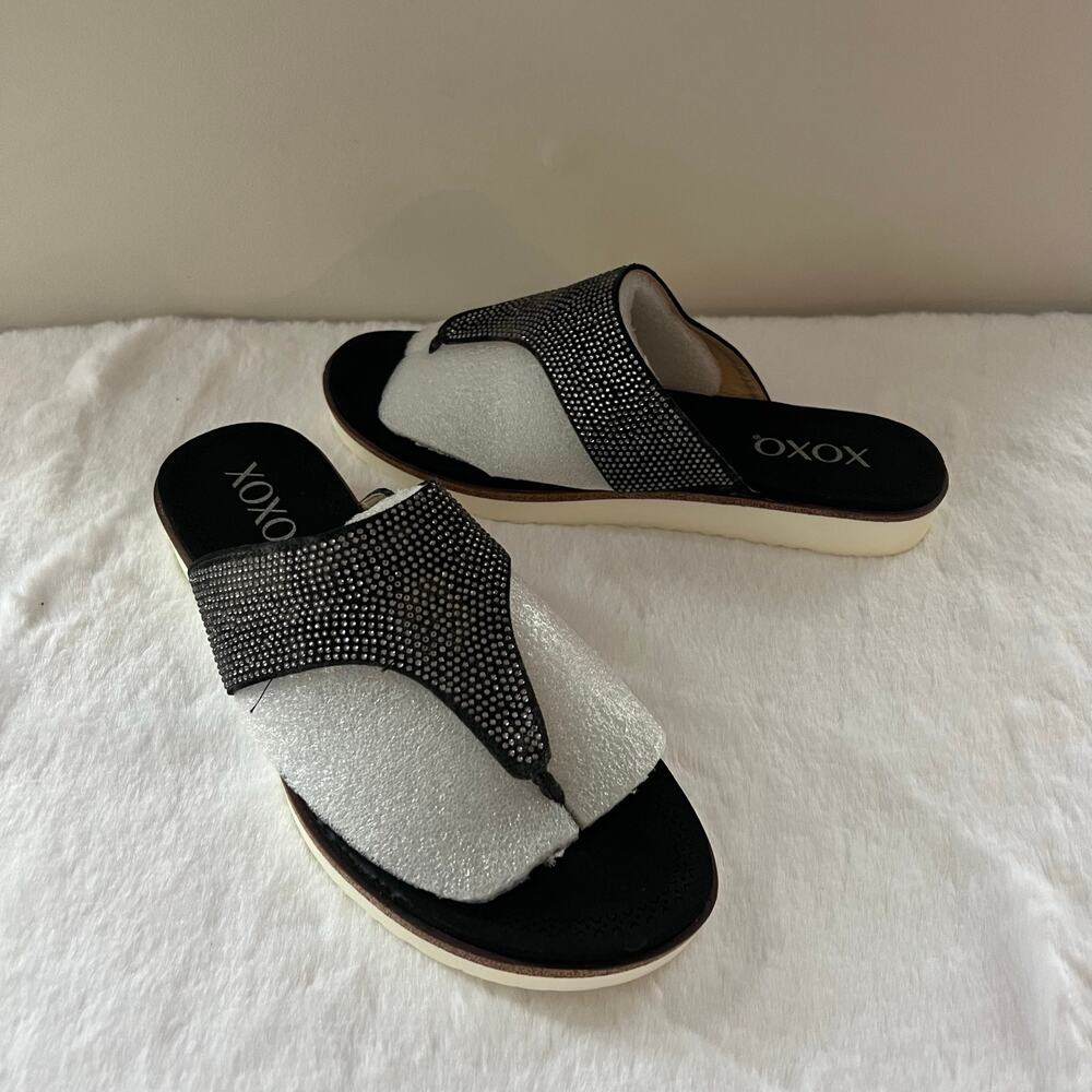 XOXO Rhinestone Dorcie Sandals Flip-Flops Women SZ 10M Cushion Sparkle Black NWT